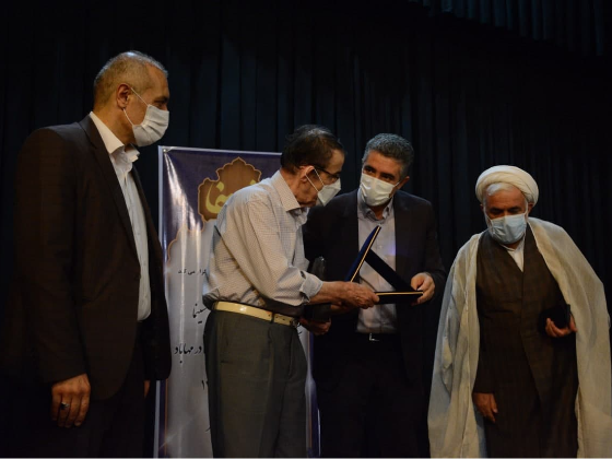 مراسم گرامیداشت روز سینما  و تجلیل از پشکسوت عکاس مهابادی-1400