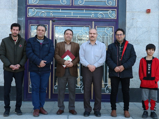 تجلیل از آقای مصطفی حسنوند پیشکسوت و مربی دهه های هفتاد و هشتاد دفتر تویسرکان