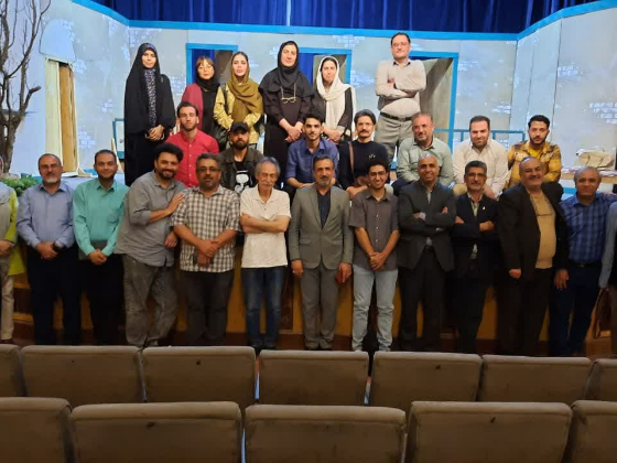 نشست صمیمانه هنرمندان سمنانی با مدیرکل جدید ارشاد استان سمنان